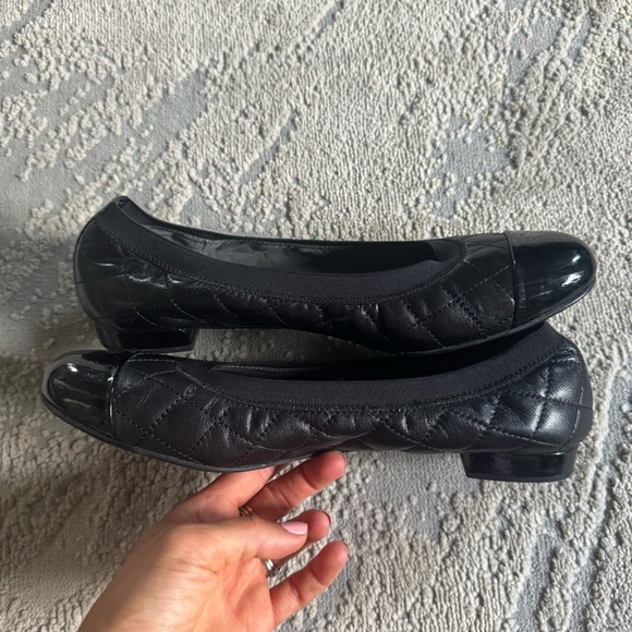 Stuart Weitzman Cap Toe black Ballet Flats leather Quilted Stretch 9.5 - Picture 7 of 14